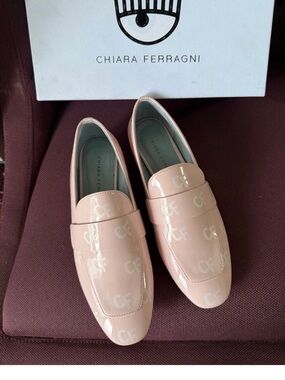 Chiara Ferragni Blush Pink Patent Logo Loafers EU 37